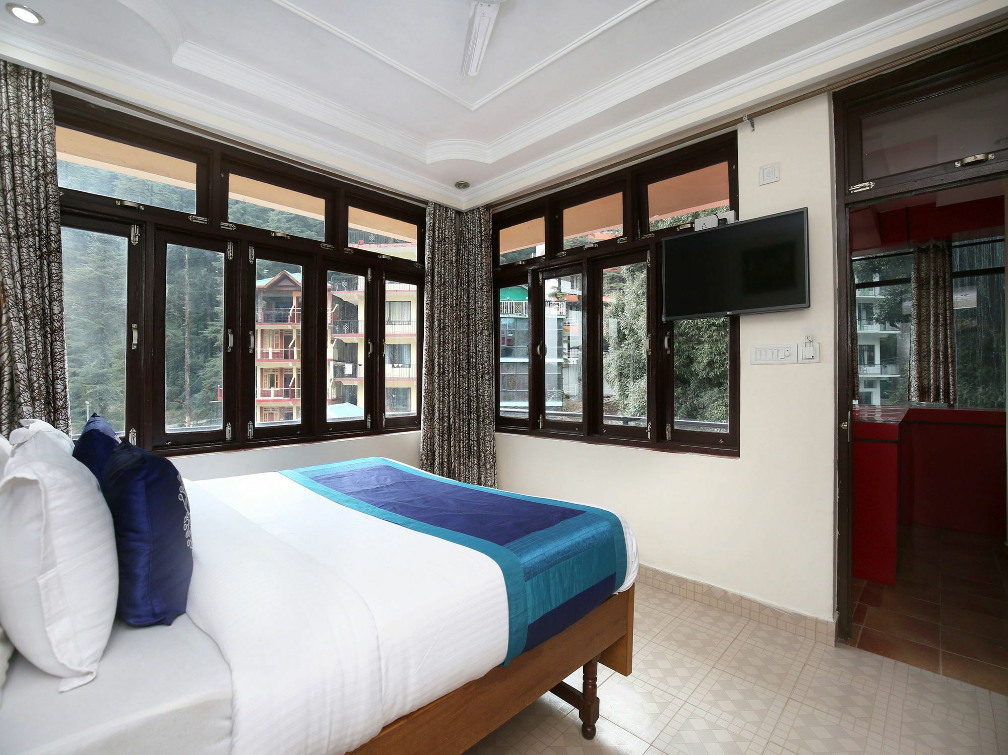 Oyo 9942 Hotel Ravine Dharamsala Zewnętrze zdjęcie